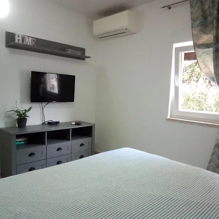 Radmila Apartment