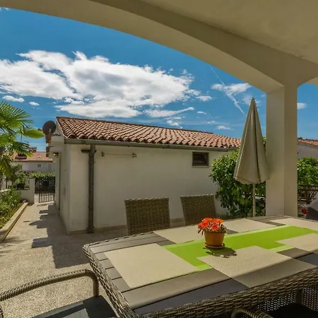 Radmila Apartment Porec