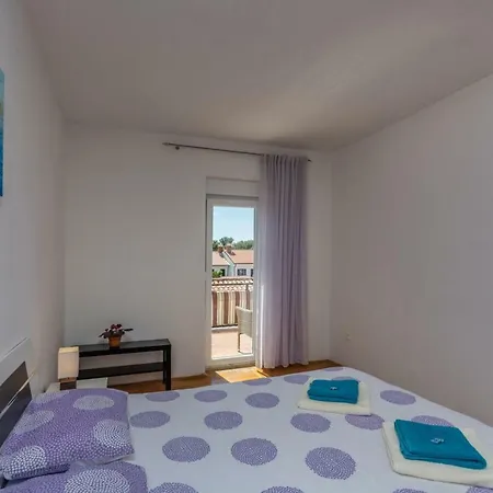 Apartment Radmila Porec