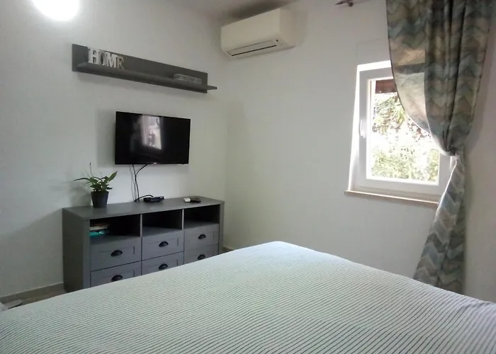 Radmila Apartment
